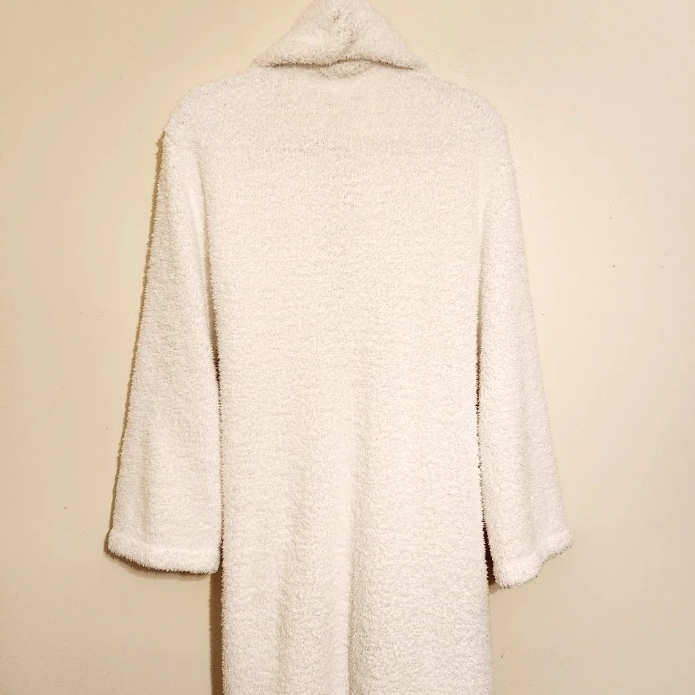 Barefoot Dreams | Women's White CozyChic® Ribbed Hooded Robe (Size 2/Medium)